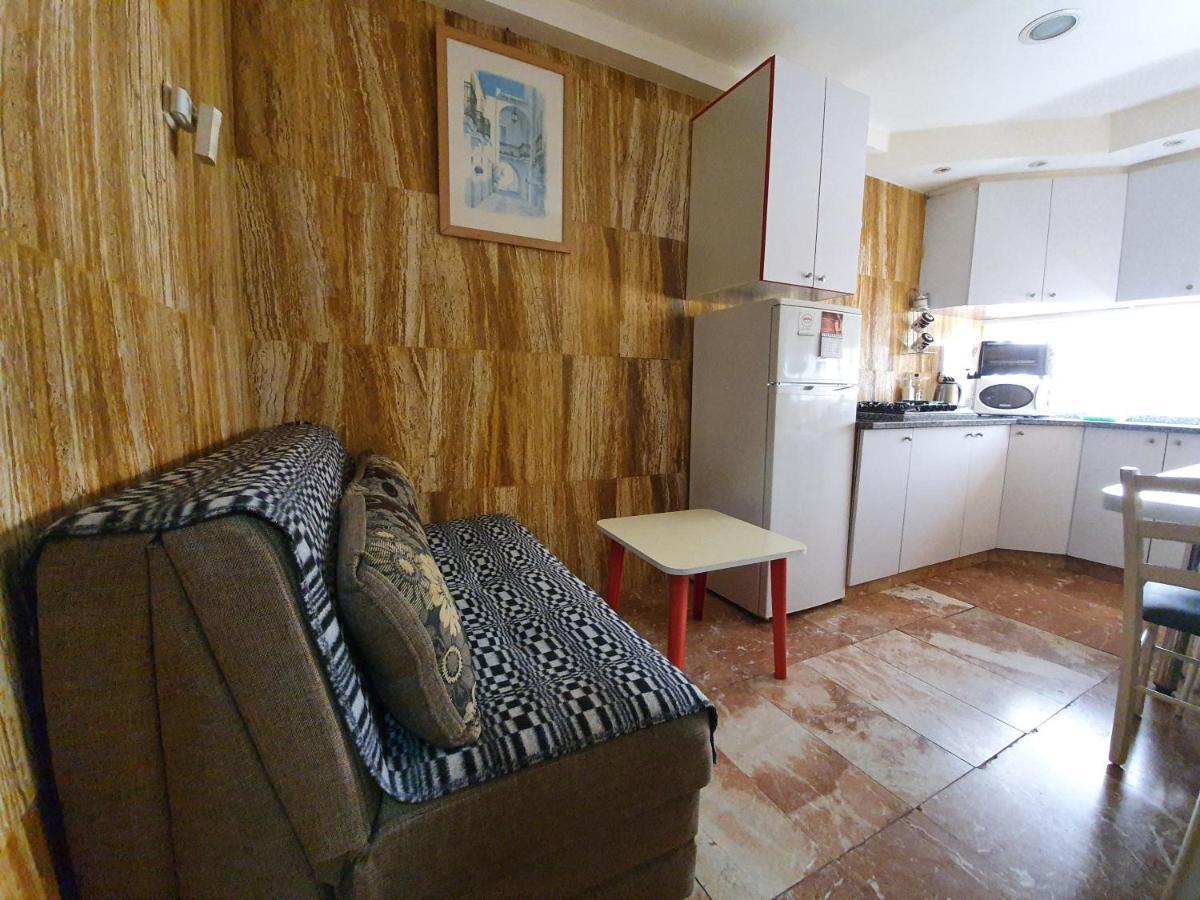 Ezore Yam Apartmens - Elmali'Akh St. 4 Бат-Ям Екстер'єр фото